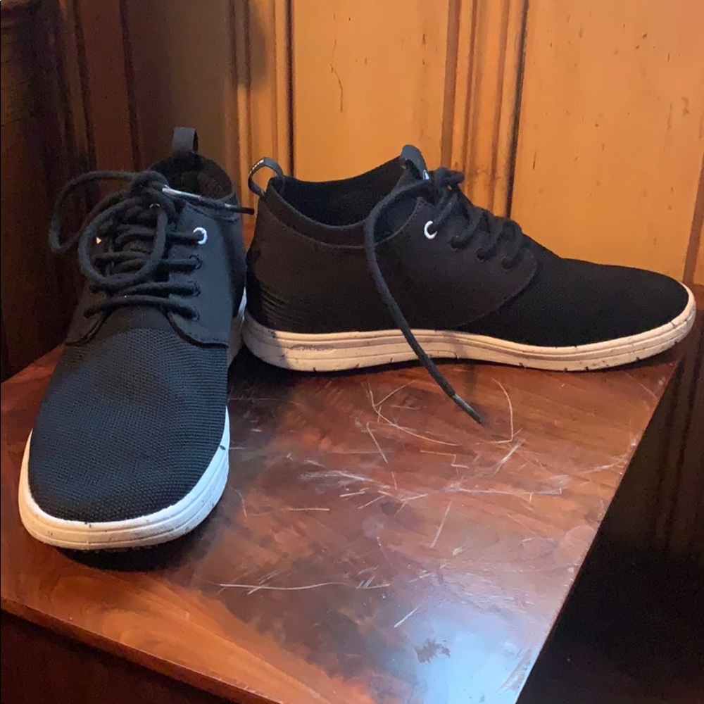 Saola shoes